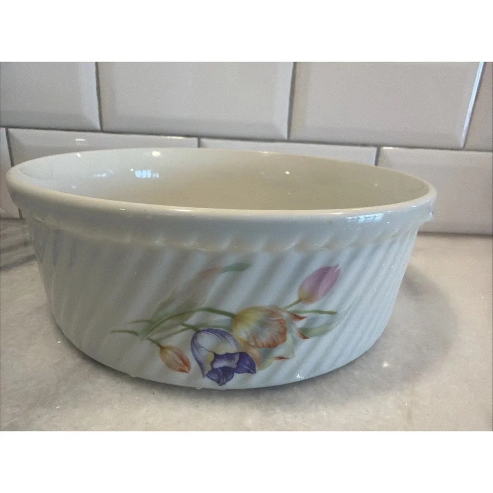 Vintage Hall's Superior Tulips Pattern Souffle Dish O L A 002